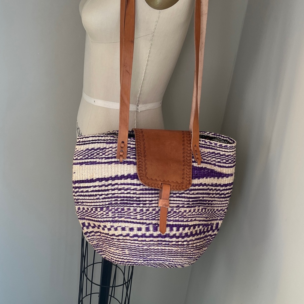 Handwoven Sisal Bag Kenyan Kiondo Basket Tote Leather Purple African Artisan - Picture 10 of 15